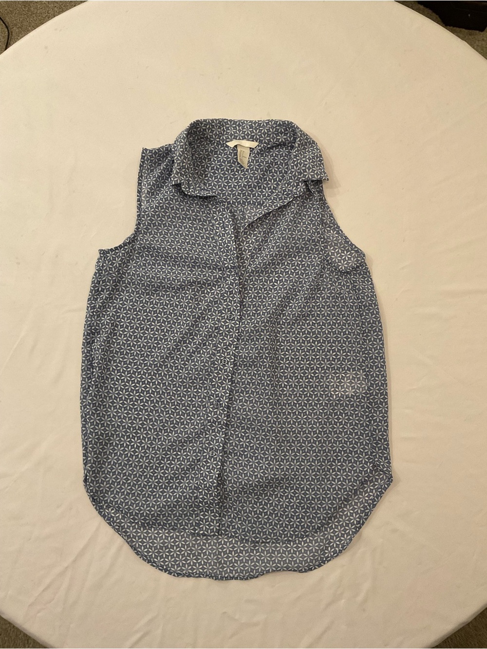 H&M Printed Sleeveless Button-Up Camisole